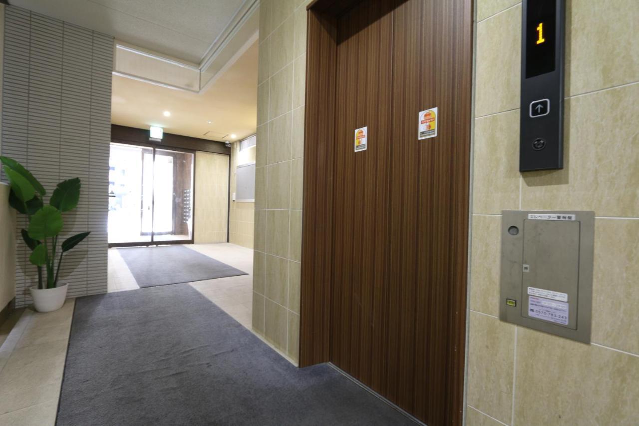 Apartamento Elizabeth Garden Shinsaibashi Osaka Exterior foto